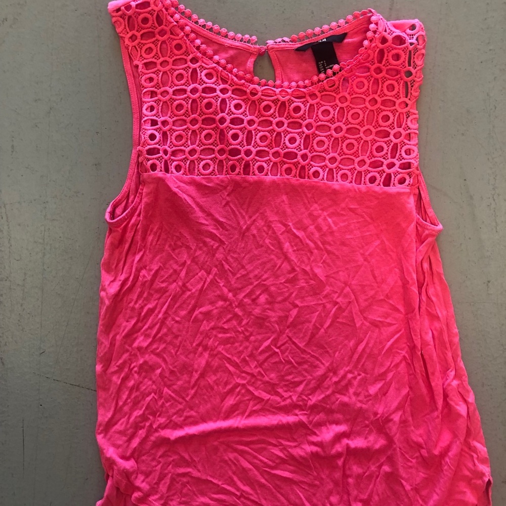 Hot pink tank